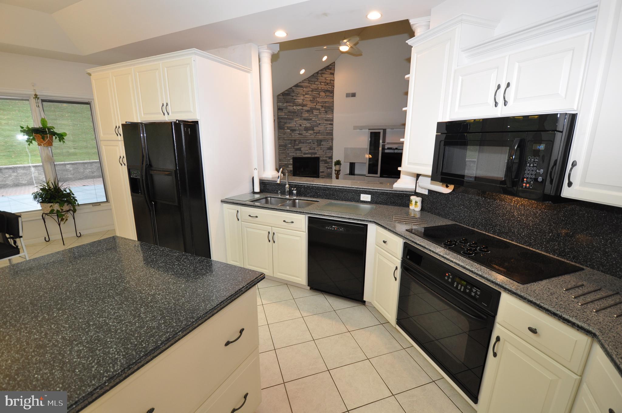 145 Mountain Road Tamaqua, PA 18252 - Photo 14 of 66 Kitchen
