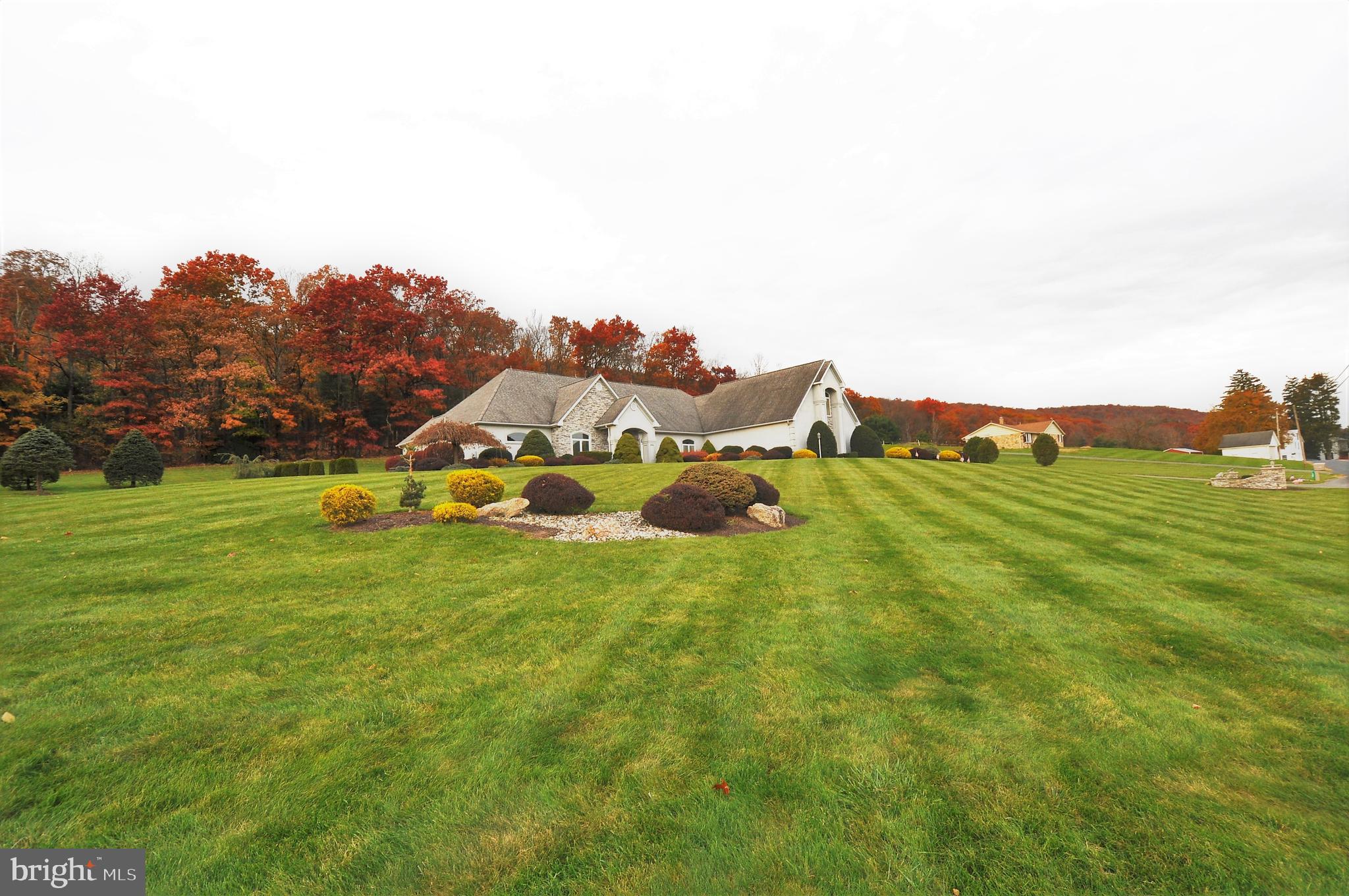 145 Mountain Road Tamaqua, PA 18252 - Photo 3 of 66 Gallery Image 3