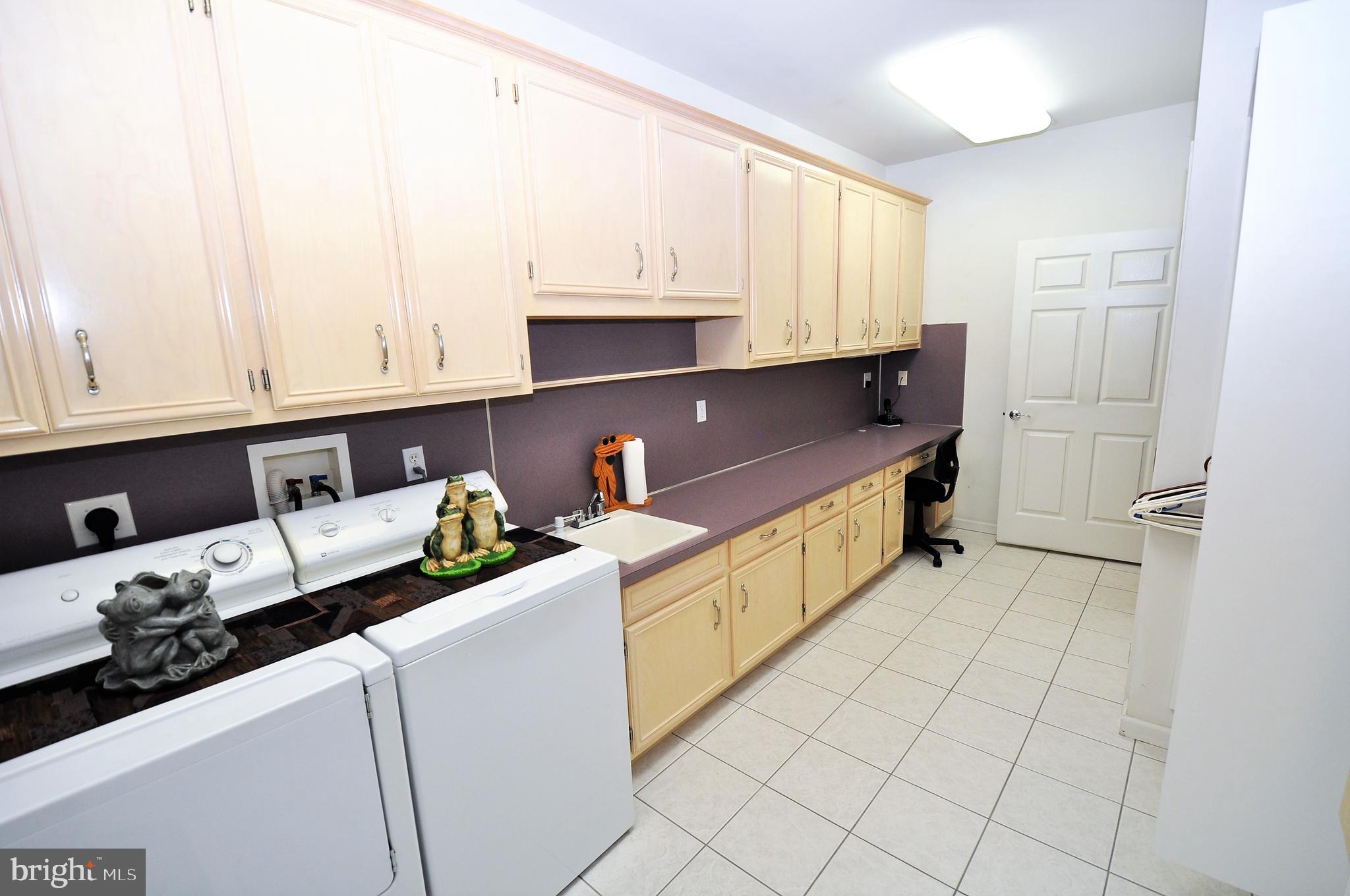 145 Mountain Road Tamaqua, PA 18252 - Photo 39 of 66 Laundry Room w/ built-ins and slop sink