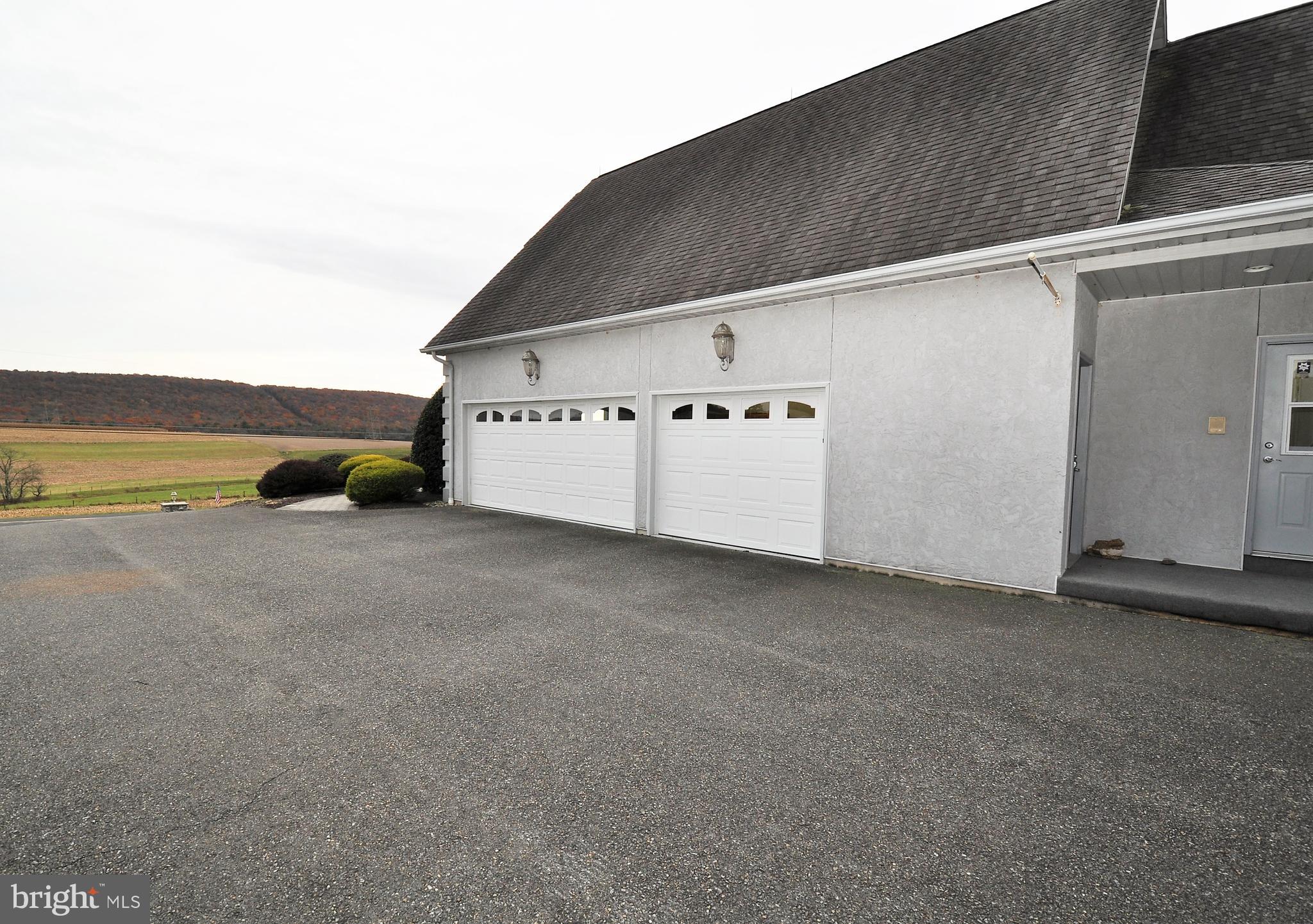 145 Mountain Road Tamaqua, PA 18252 - Photo 61 of 66 3 Car Garage