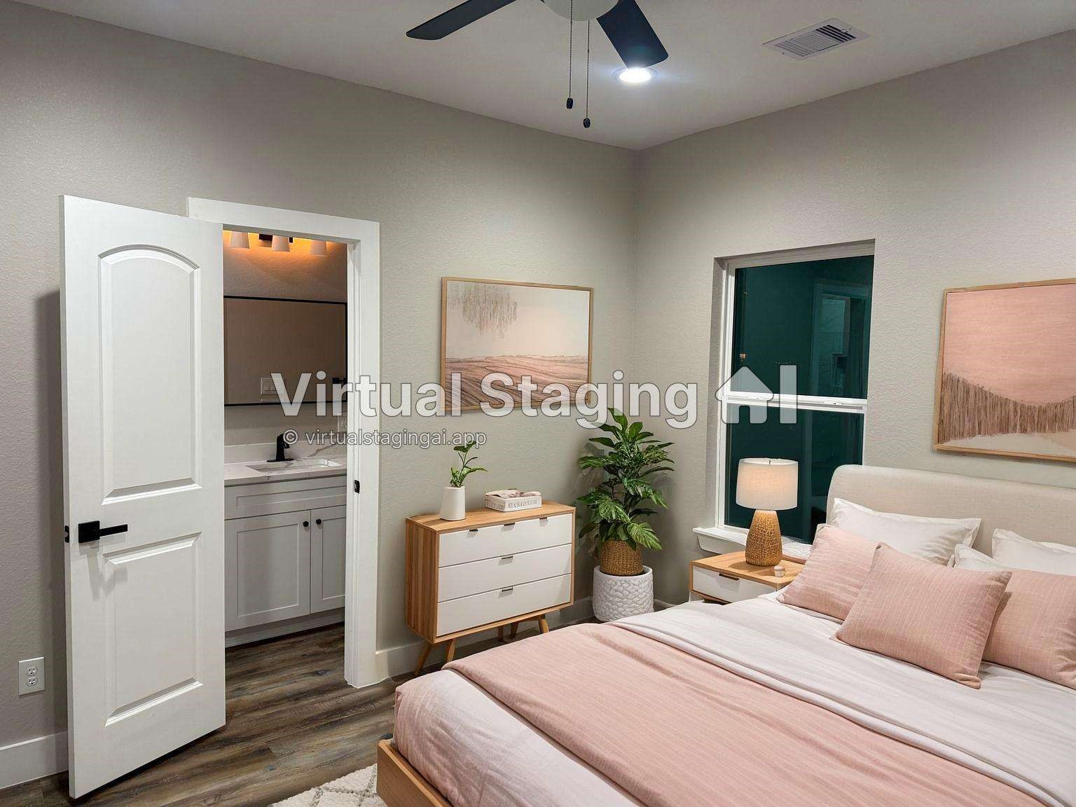 1620 Sam Wilson Street Houston, TX 77020 - Photo 34 of 40 a room with a bed and a potted plant