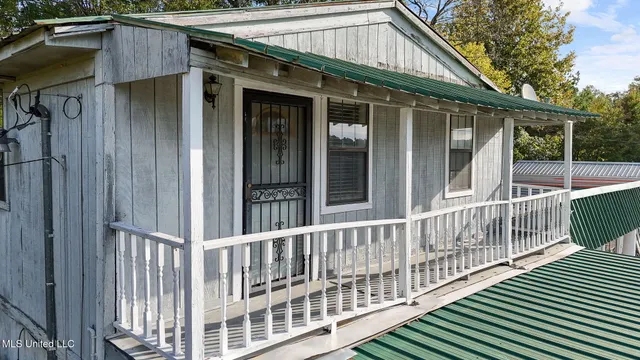 $255,000 | 3322 Highway 72, Holly Springs, MS 38635
