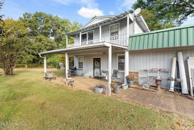 $255,000 | 3322 Highway 72, Holly Springs, MS 38635