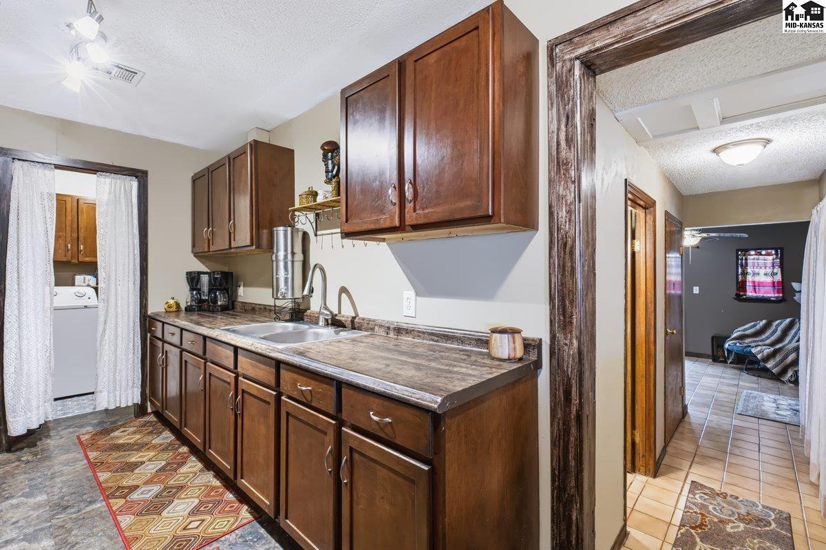 23618 South Dean Road Pretty Prairie, KS 67570 - Photo 5 of 25 Gallery Image 5
