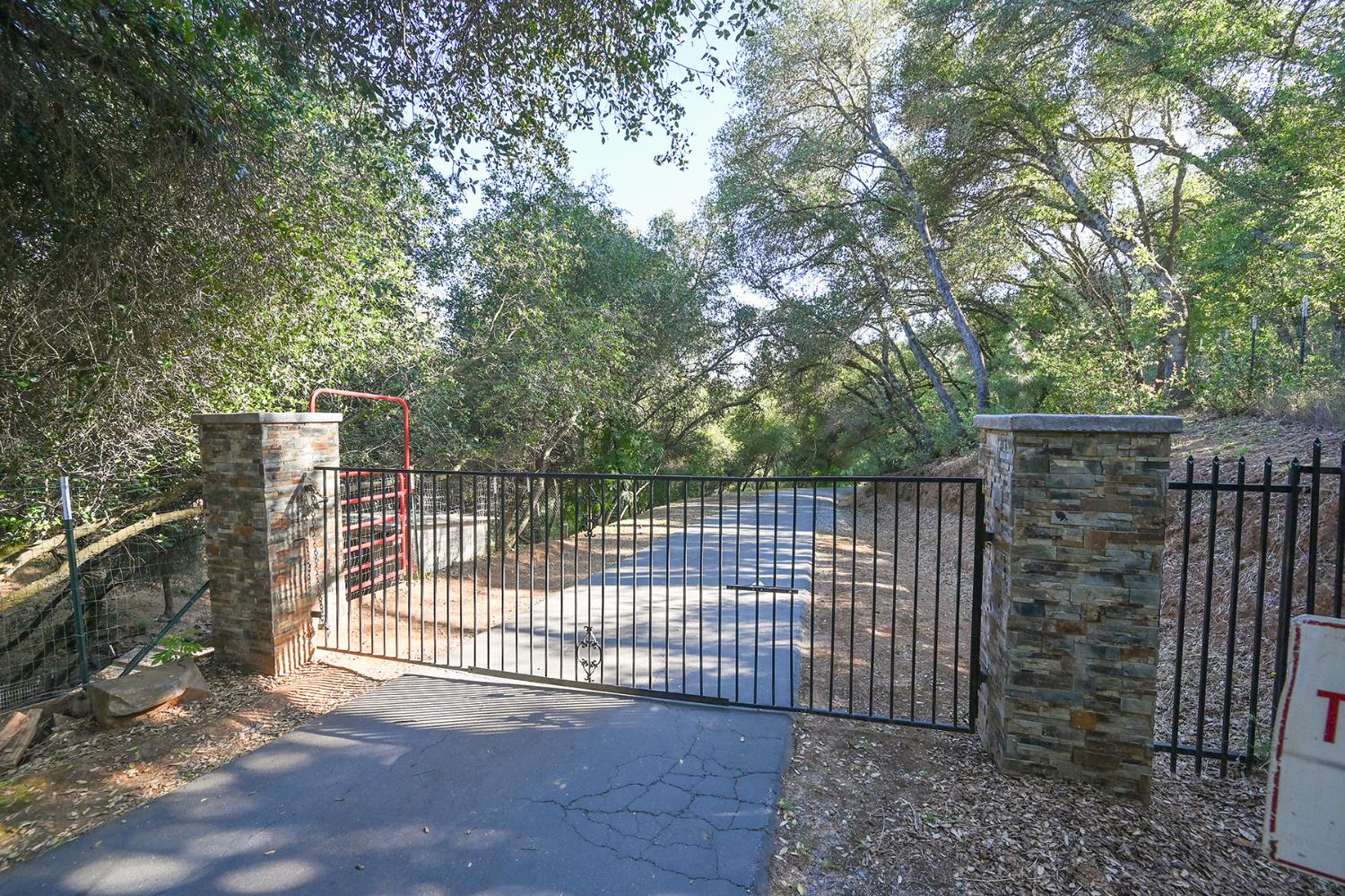 5288 Rattlesnake Bar Road Pilot Hill, CA 95664 - Photo 28 of 45