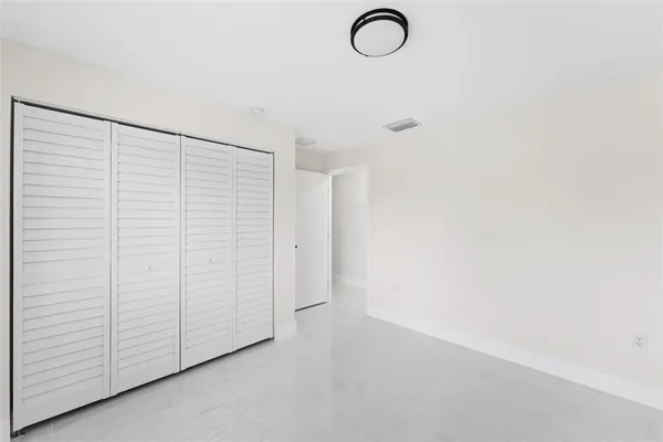 $2,800 | 1999 Northwest 46th Street, Miami, FL 33142