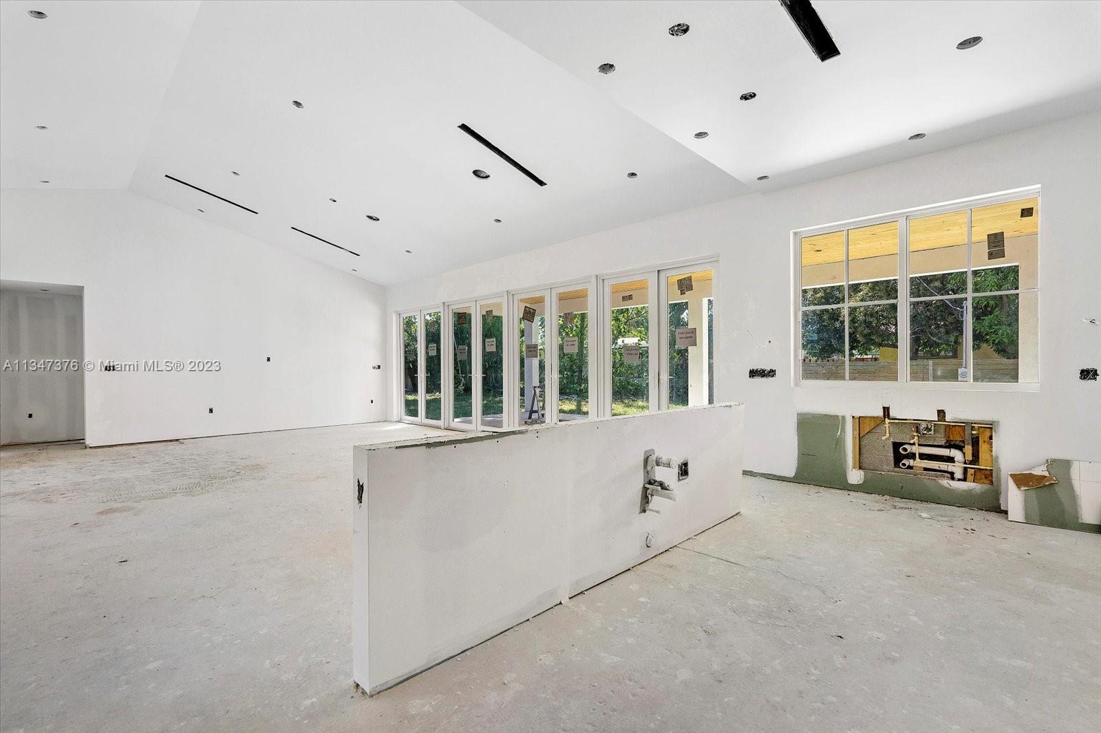 6230 Southwest 60th Street Miami, FL 33143 - Photo 21 of 57