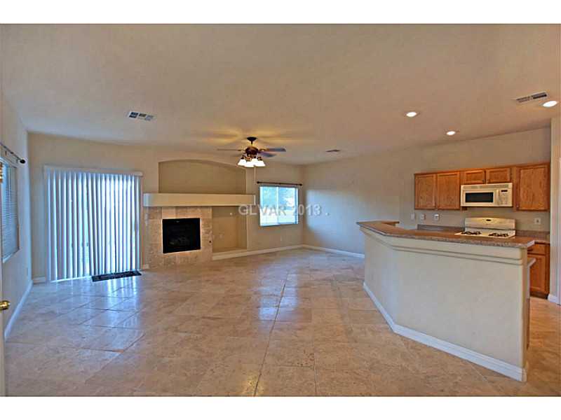 6589 Tumbleweed Ridge Lane, Unit 103 Henderson, NV 89011 - Photo 5 of 12 Den.