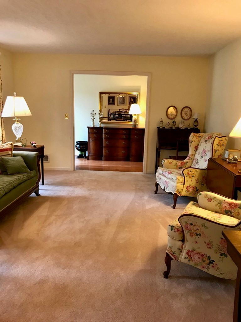 24 Burgundy Road Aiken, SC 29801 - Photo 11 of 36