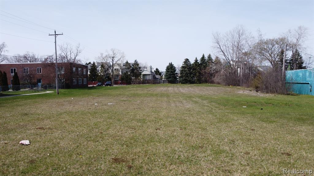 31227 Dequindre Road Madison Heights, MI 48071 - Photo 4 of 10