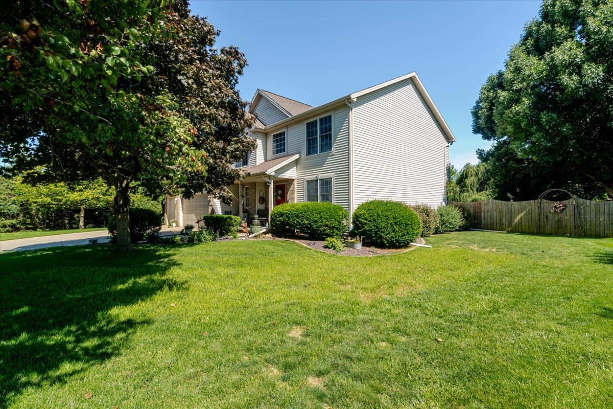 3711 Rave Road Bloomington, IL 61704 - Photo 3 of 56