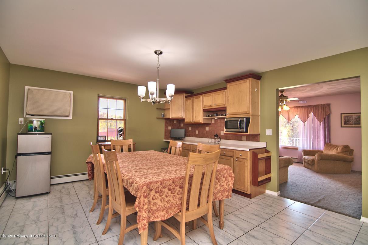 8 Reigel Rd Spring Brook Moscow, PA 18444 - Photo 15 of 106 Gallery Image 15