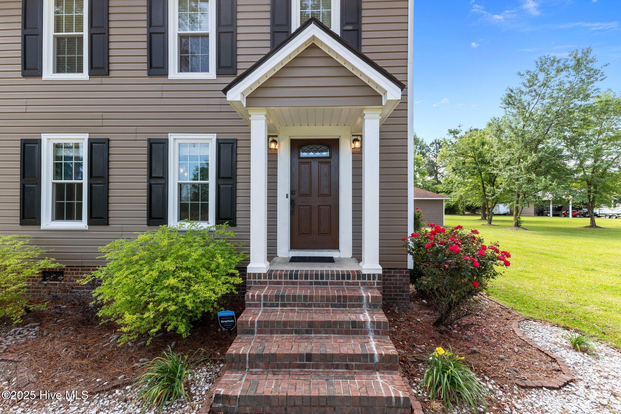 1033 Pearson Road Clinton, NC 28328 - Photo 4 of 59 1033 Pearson front door