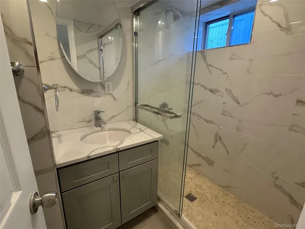 $1,438,000 | 61-12 160th Street | Pomonok