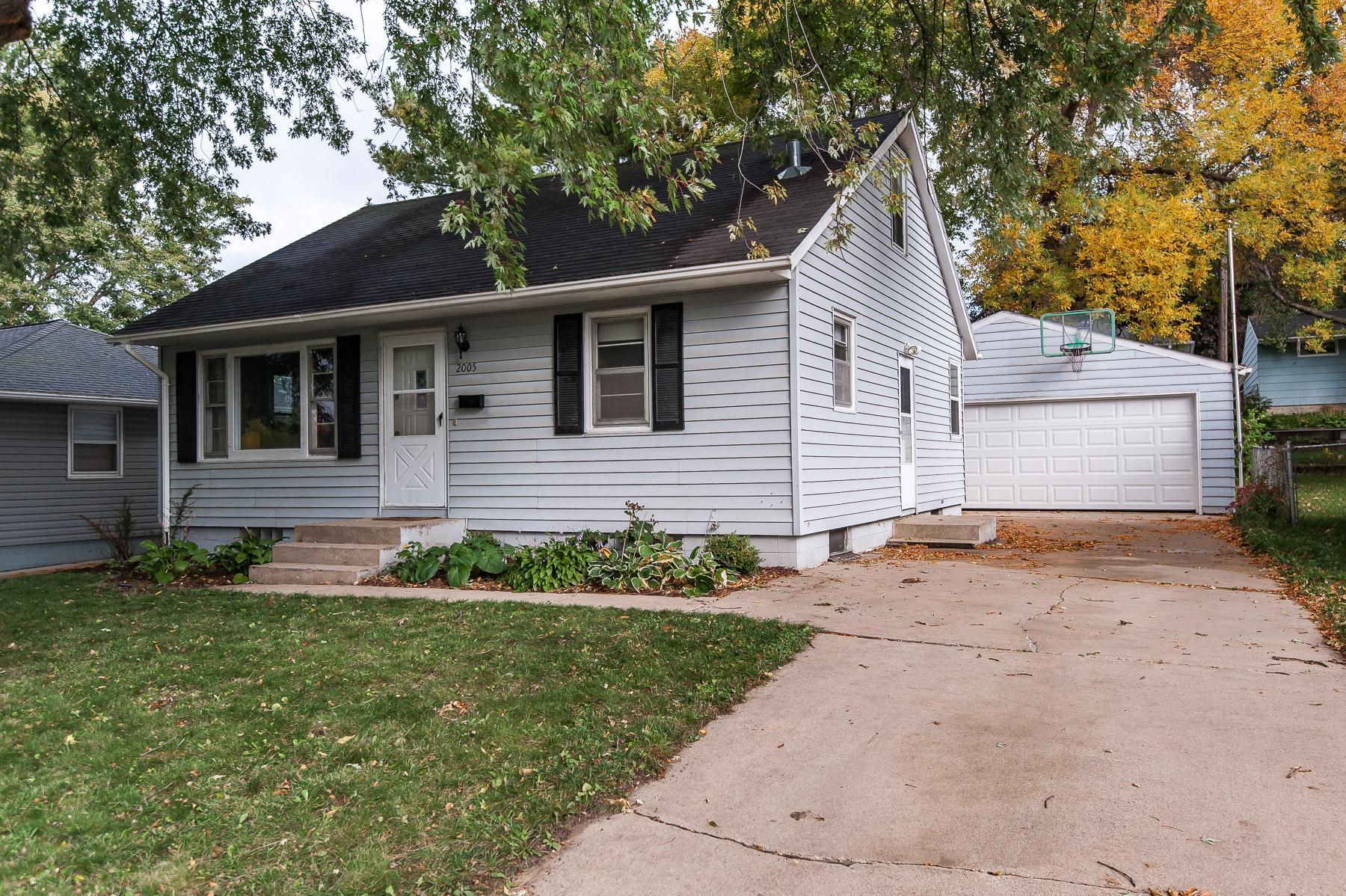2005 18th Street Northwest Rochester, MN 55901 - Photo 1 of 1