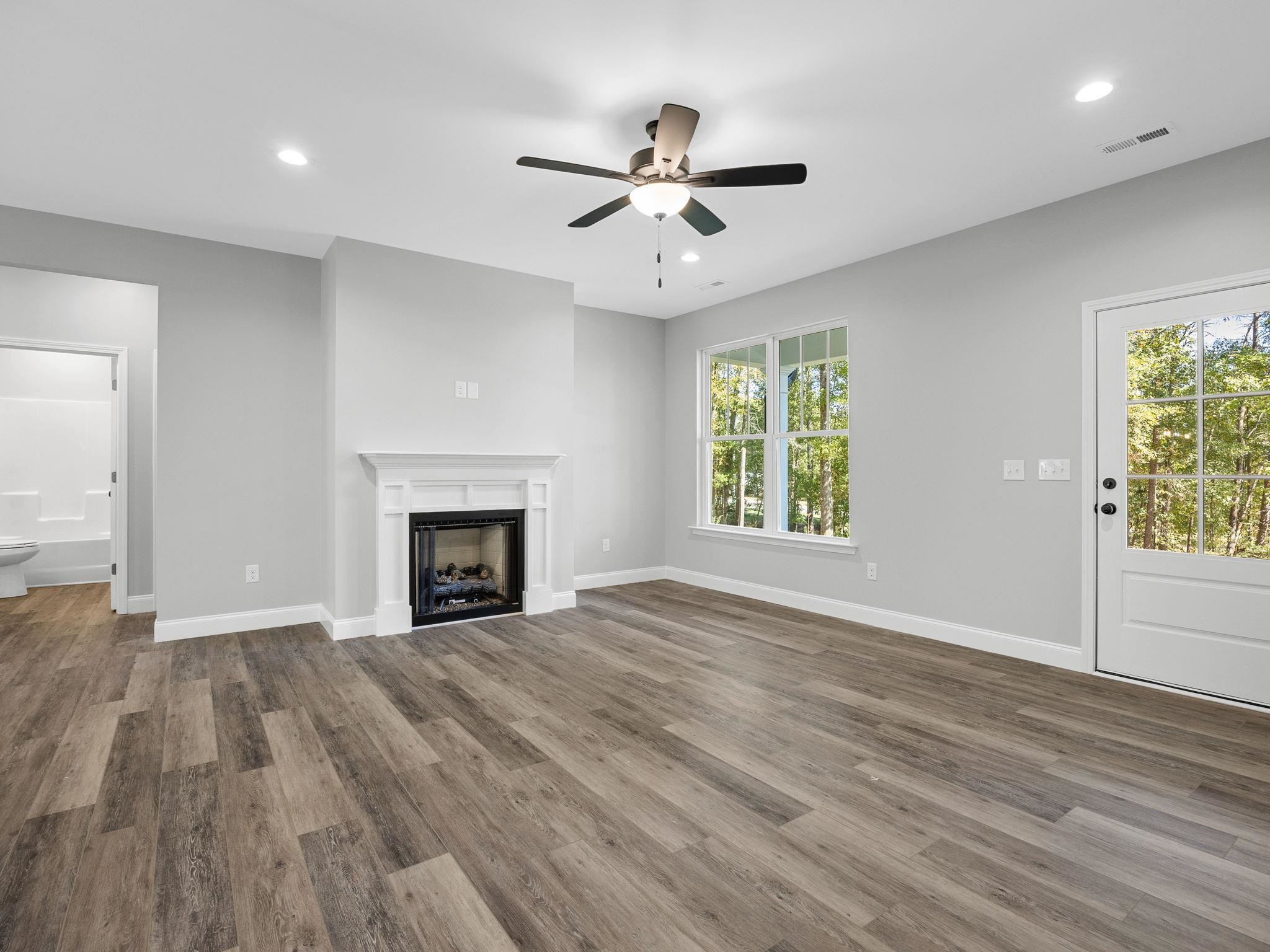 243 Gibson Road Spartanburg, SC 29302 - Photo 6 of 31 Gallery Image 6