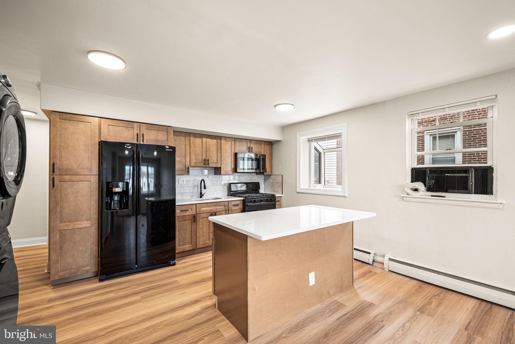 636 Arthur Street Philadelphia, PA 19111 - Photo 12 of 27