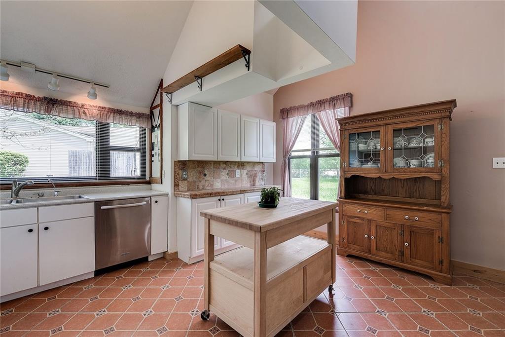 4253 Senour Road Indianapolis, IN 46239 - Photo 5 of 25