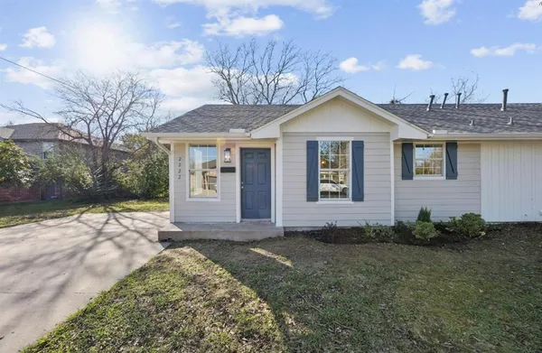 $1,500 | 2222 North Hickory Street, Sherman, TX 75092