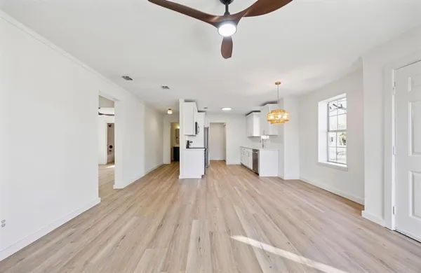 $1,500 | 2222 North Hickory Street, Sherman, TX 75092