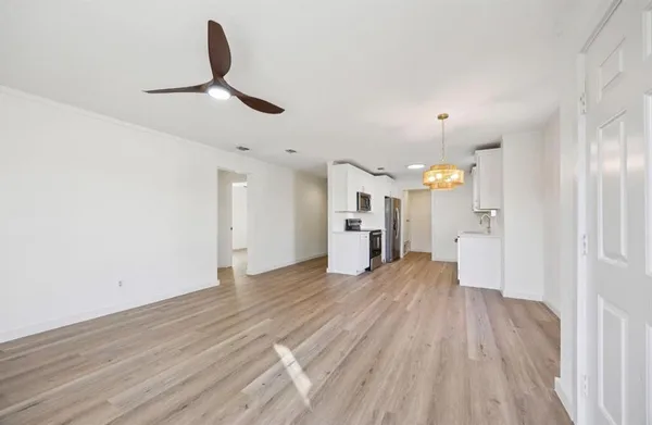 $1,500 | 2222 North Hickory Street, Sherman, TX 75092