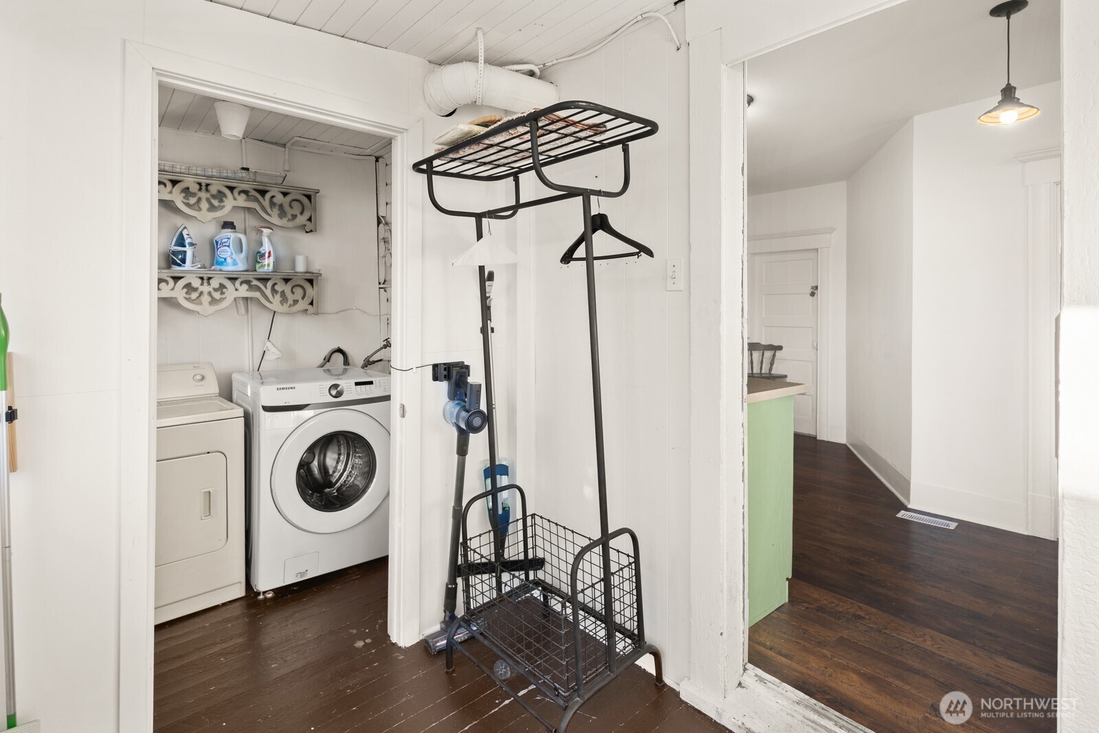 2011 East James Street Seattle, WA 98122 - Photo 20 of 40
