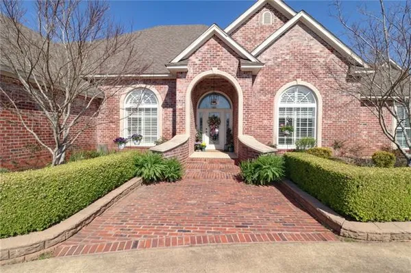 $1,400,000 | 216 Orchard Run, Natchitoches, LA 71457