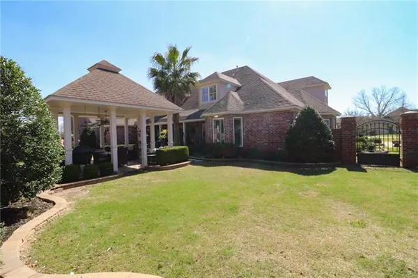 $1,400,000 | 216 Orchard Run, Natchitoches, LA 71457