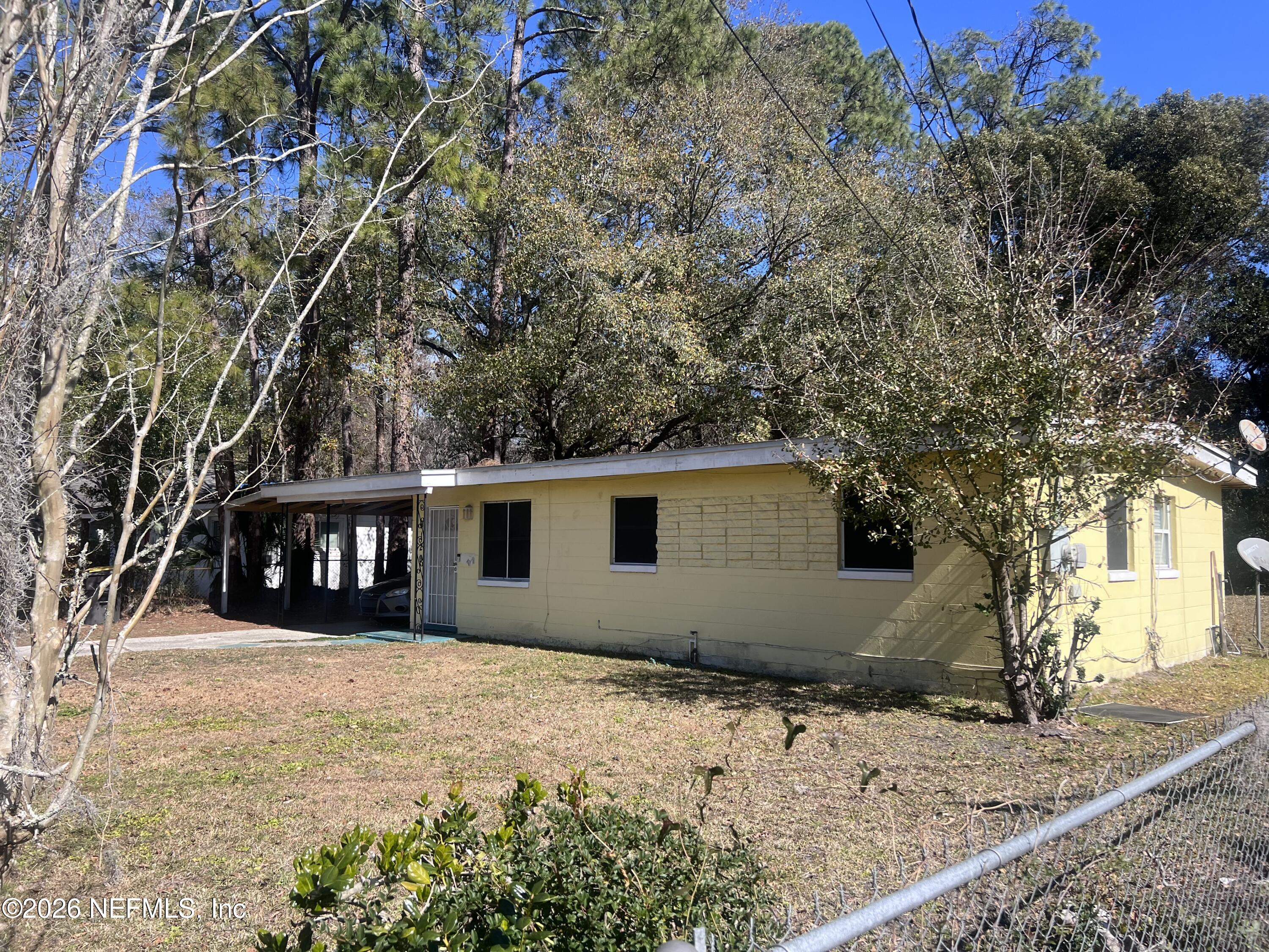 9129 Spottswood Road Jacksonville, FL 32208 - Photo 2 of 13 Front_