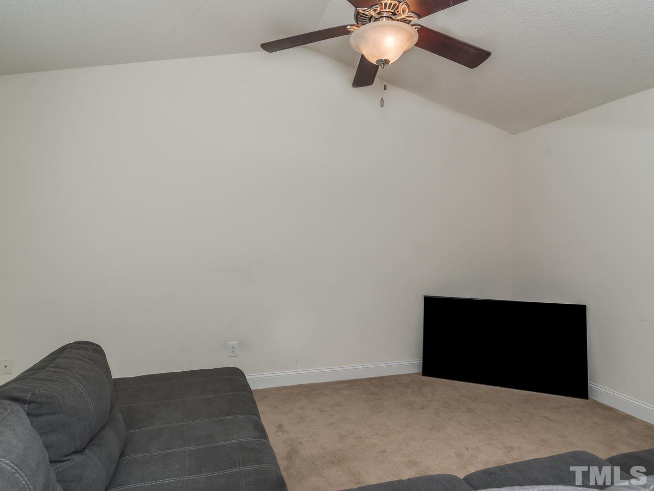 906 Allister Road Durham, NC 27703 - Photo 8 of 26 Gallery Image 8