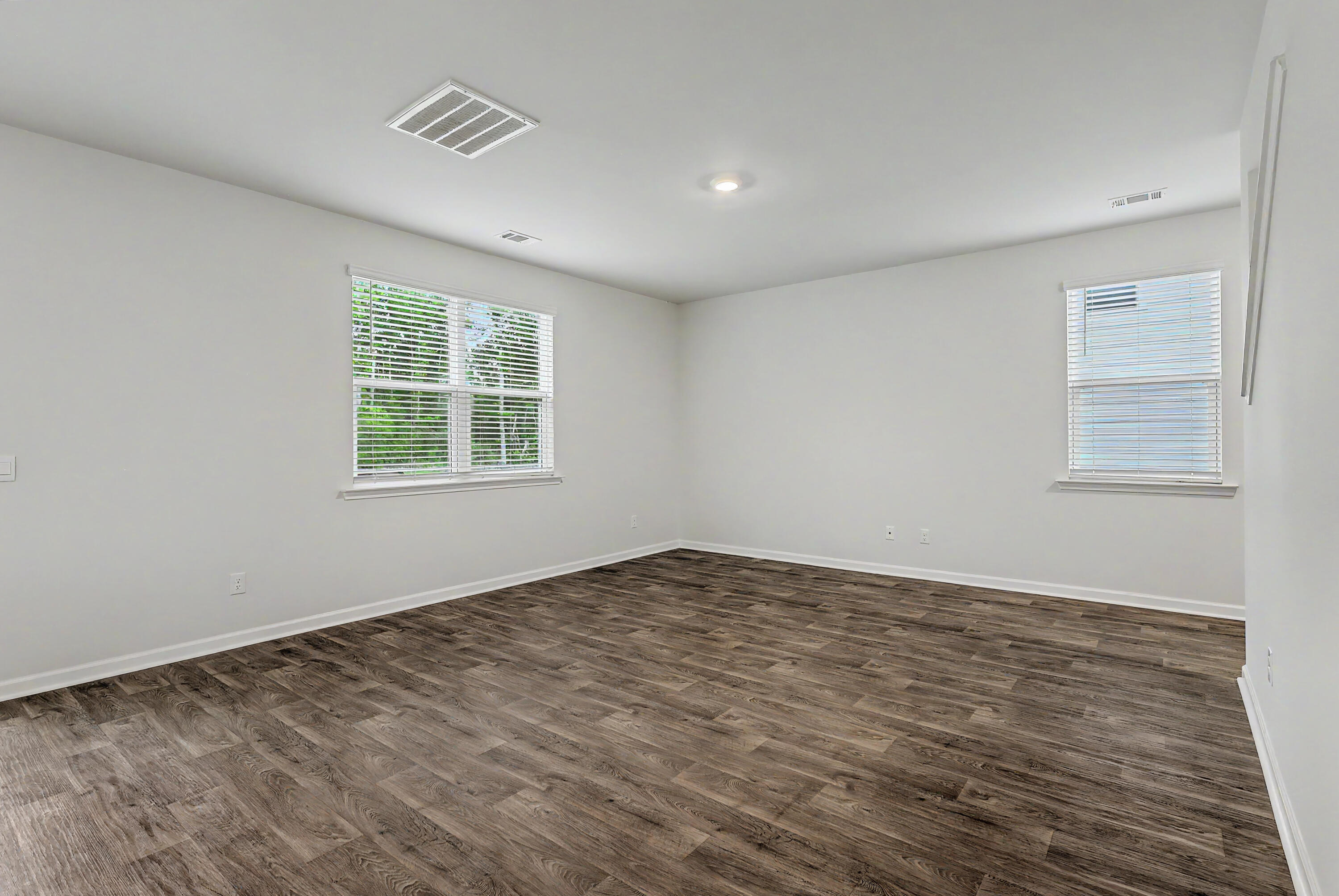 146 Morning View Way Moncks Corner, SC 29461 - Photo 16 of 38 Main Living Room