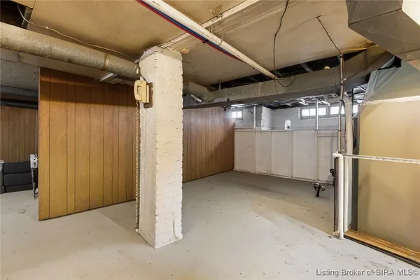 $219,900 | 1513 Spring Street, Jeffersonville, IN 47130