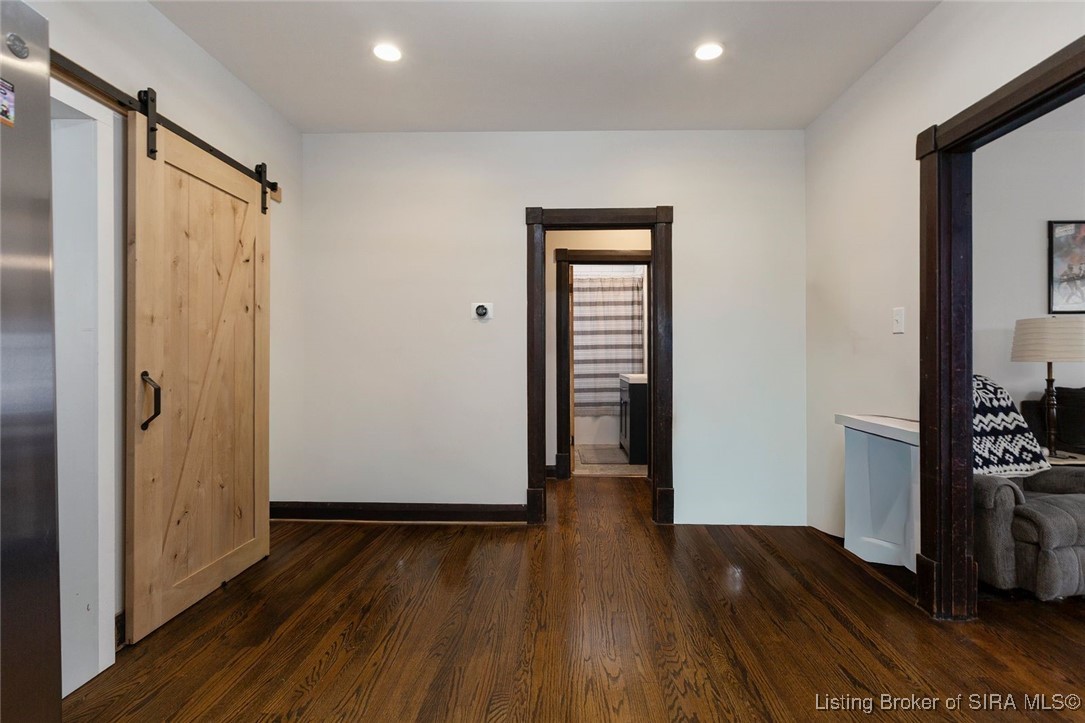 1513 Spring Street Jeffersonville, IN 47130 - Photo 10 of 26