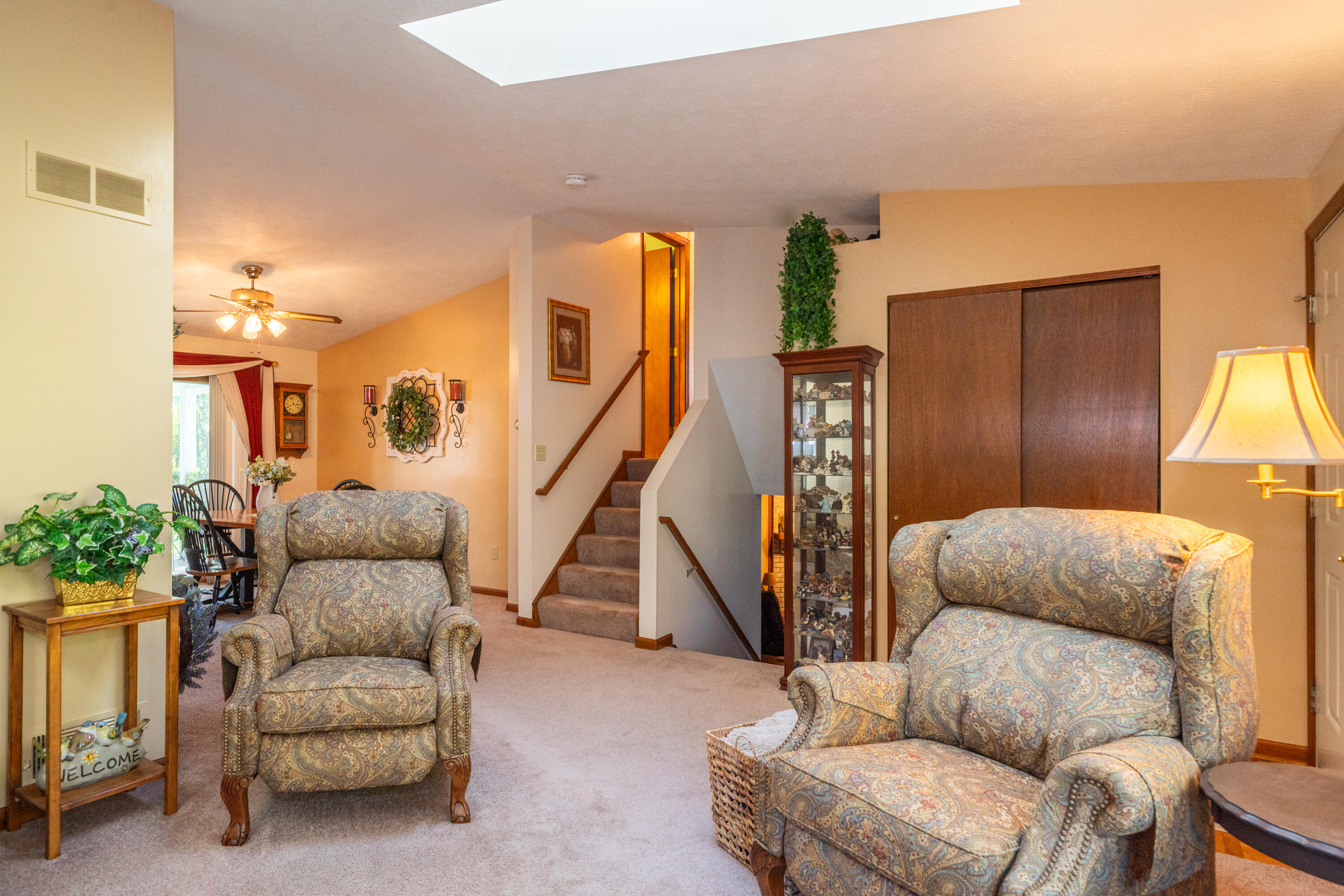 1190 Jackson Road Vandalia, OH 45377 - Photo 4 of 56