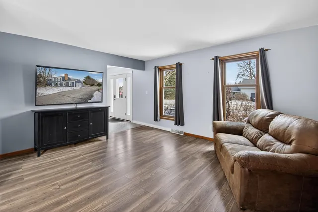 $410,000 | 112 28th Avenue, Somers, WI 53403