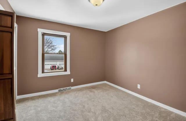 $410,000 | 112 28th Avenue, Somers, WI 53403