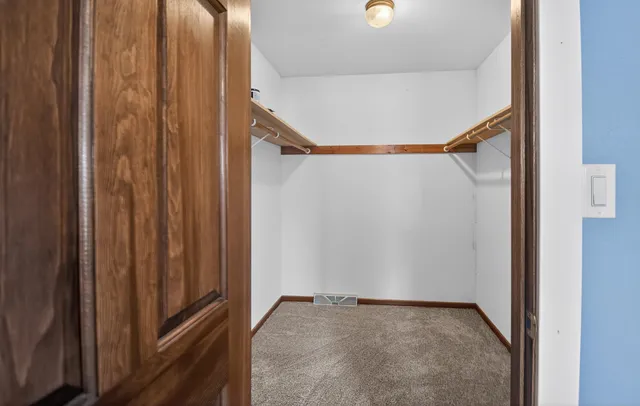 $410,000 | 112 28th Avenue, Somers, WI 53403