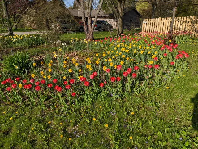 $410,000 | 112 28th Avenue, Somers, WI 53403