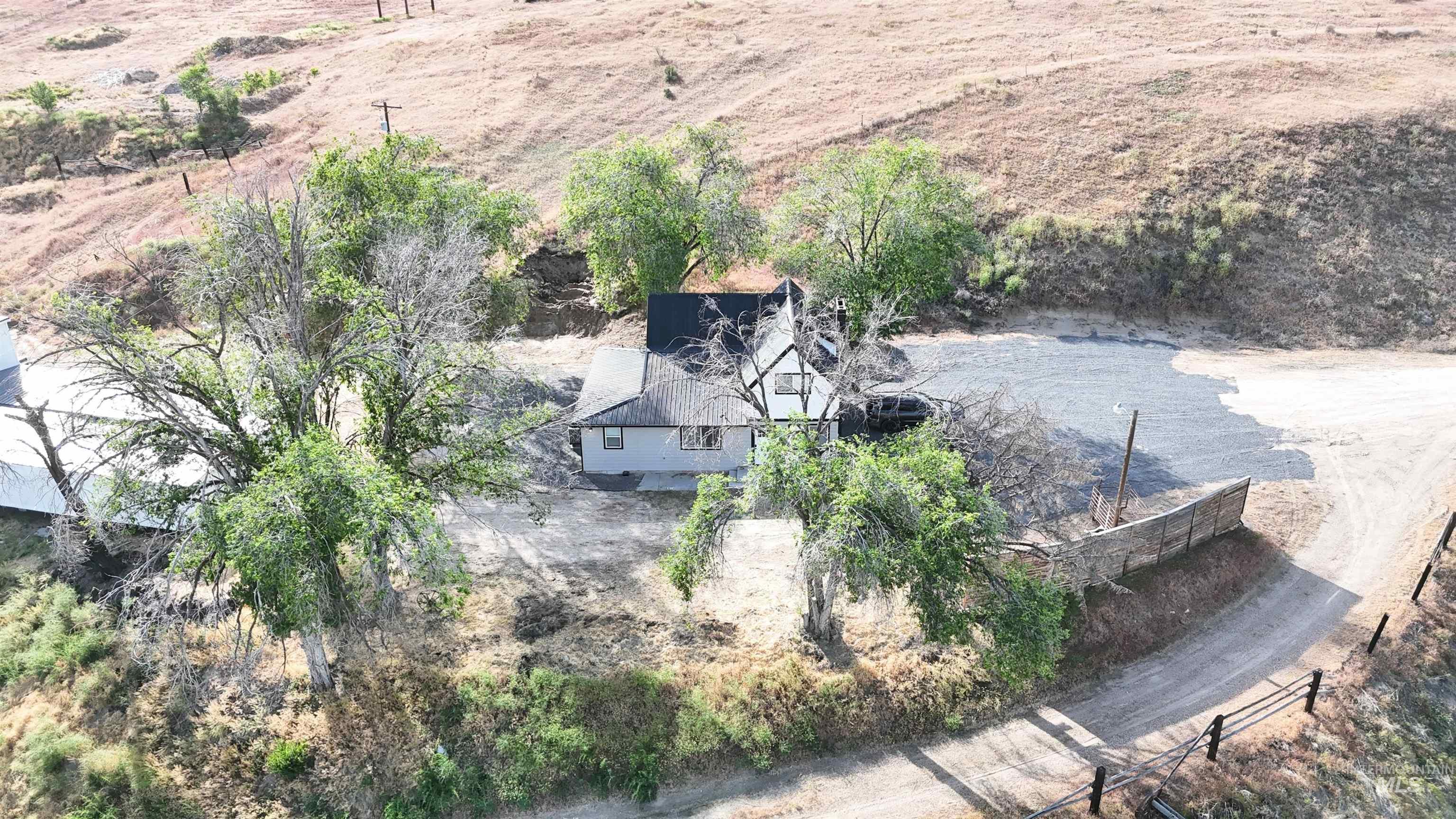 5850 Lockett Road Huntington, OR 97907 - Photo 3 of 42