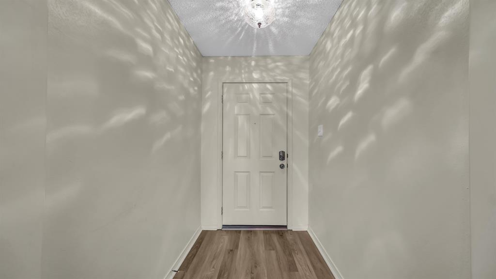 201 Pecan Street Azle, TX 76020 - Photo 4 of 29