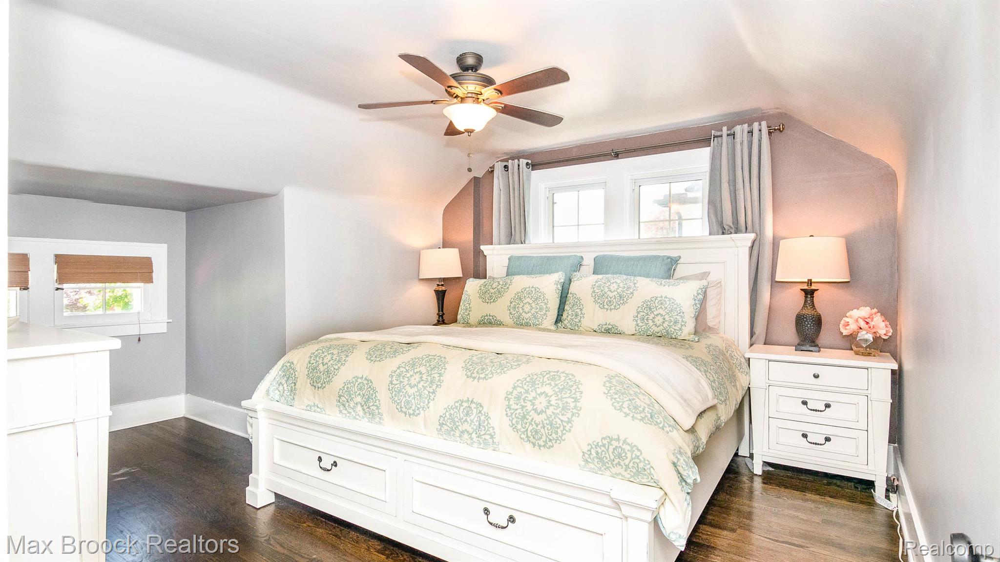 121 Woodside Road Royal Oak, MI 48073 - Photo 27 of 49 Gallery Image 27
