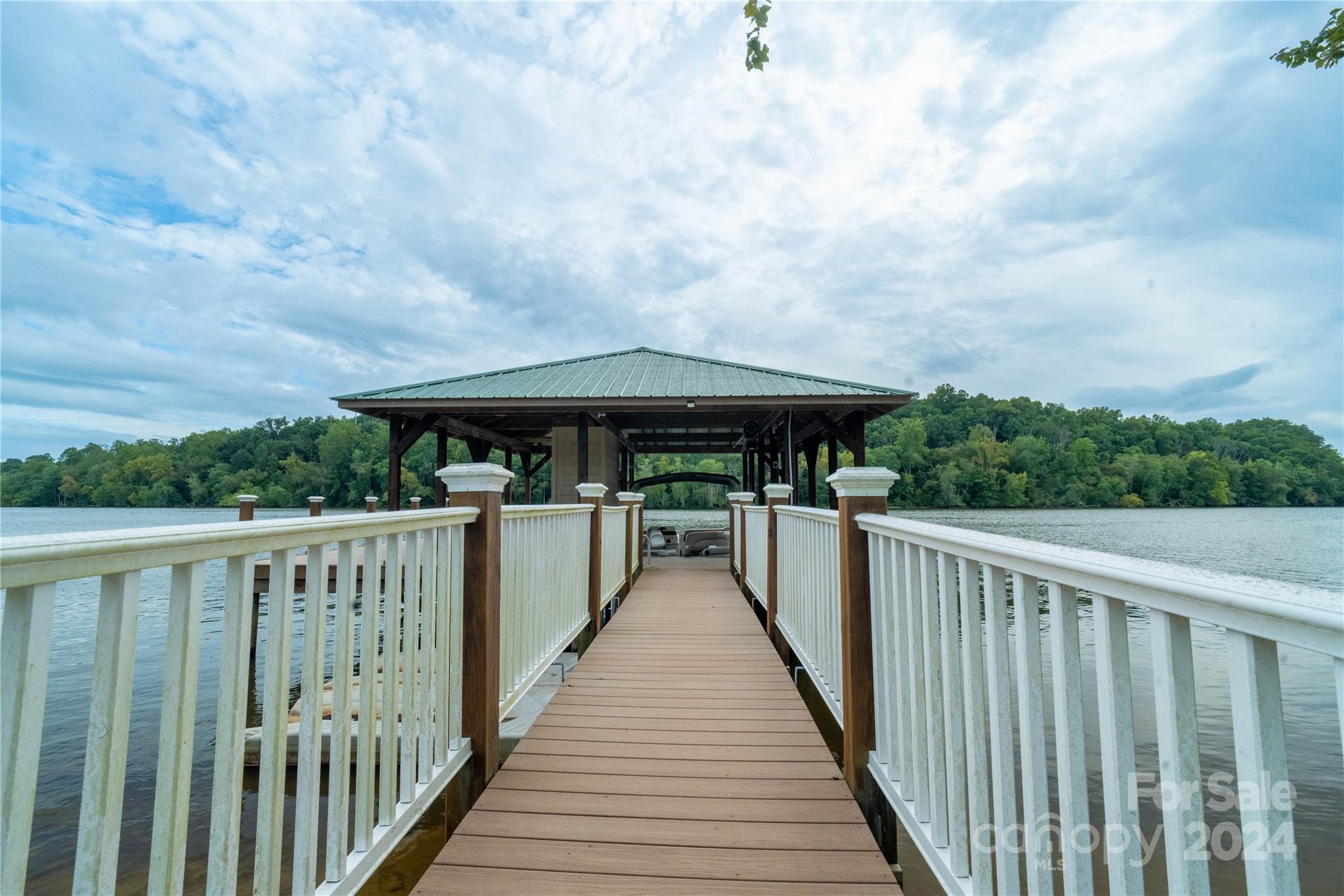 4860 Midway Sand Road Hickory, NC 28601 - Photo 9 of 38 Gallery Image 9