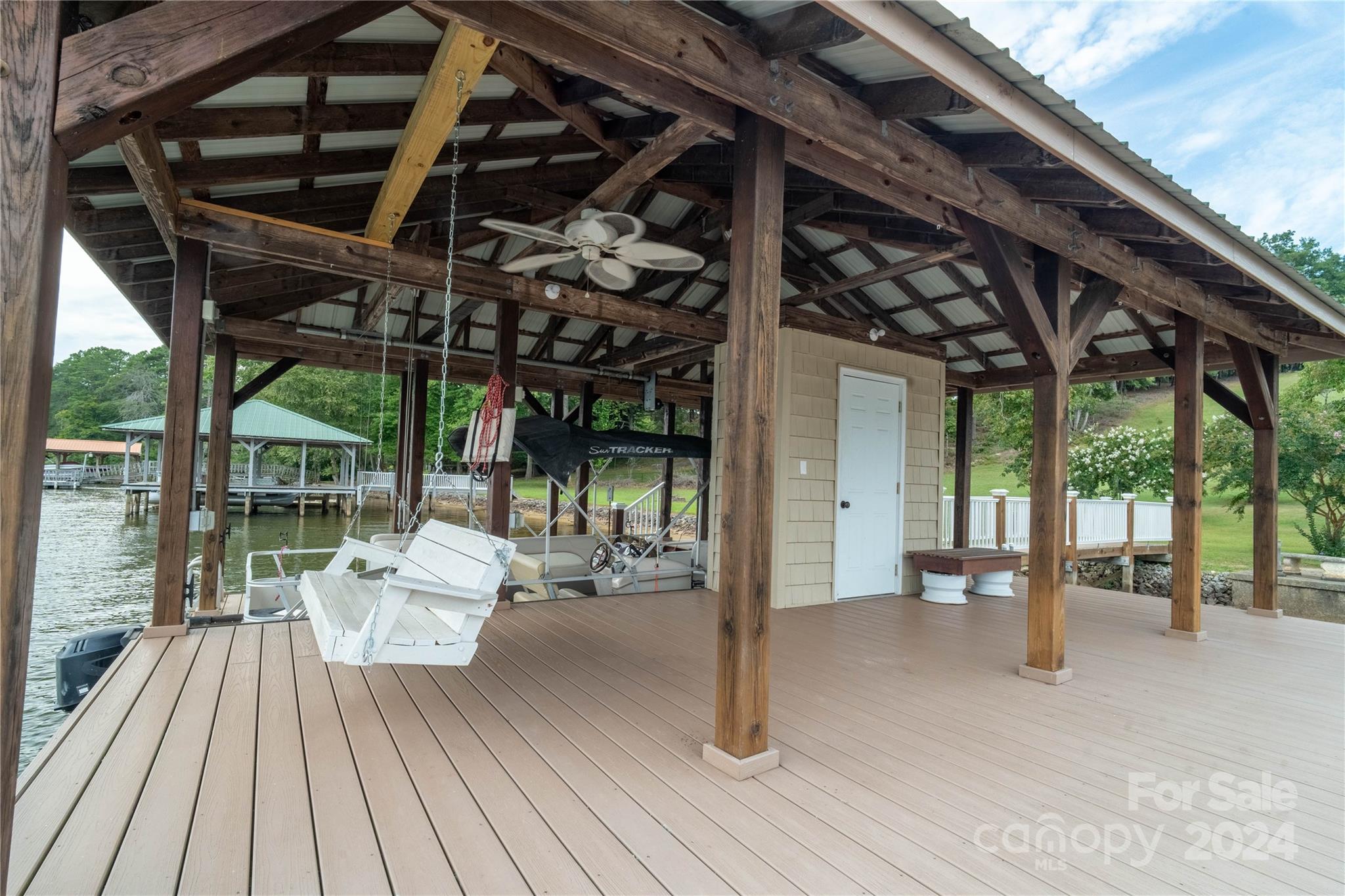 4860 Midway Sand Road Hickory, NC 28601 - Photo 10 of 38 Gallery Image 10