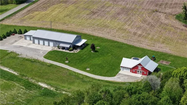 $1 | 7839 Chestnut Ridge Road Northwest, Beach City, OH 44608