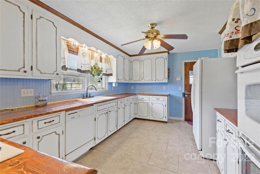 9459 State Rd S-29-624, Unit 34 Indian Land, SC 29707 - Photo 15 of 22 Gallery Image 15