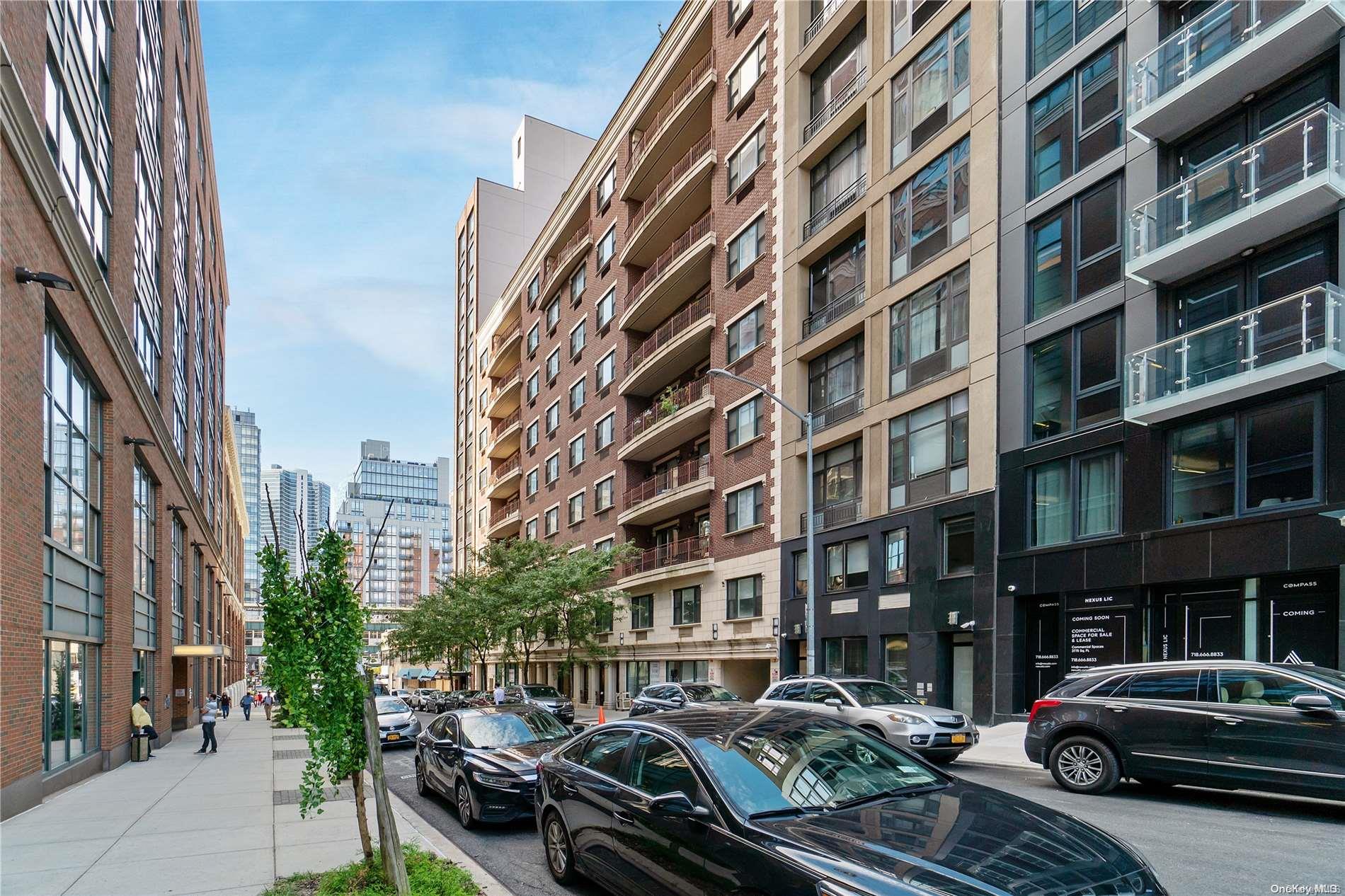Queens Plaza Condominium
