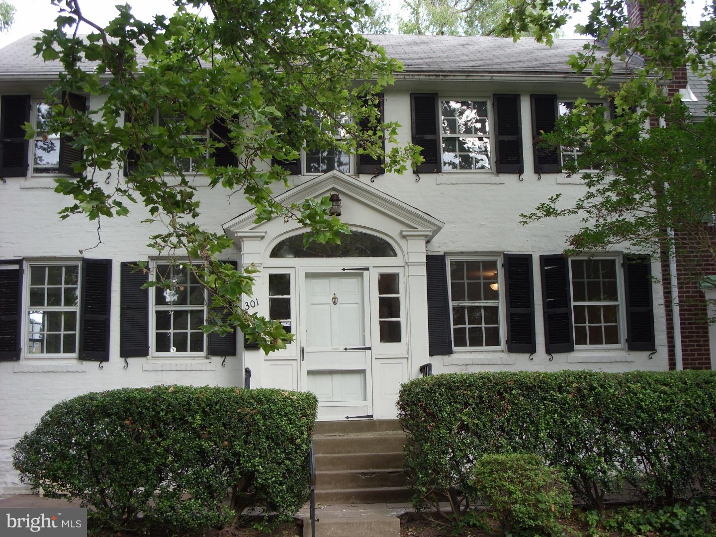 301 Richfield Road Upper Darby, PA 19082 - Photo 2 of 15 Exterior Front