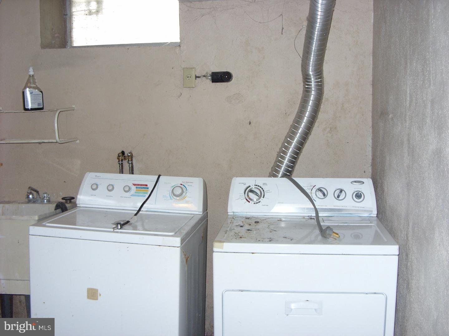 301 Richfield Road Upper Darby, PA 19082 - Photo 14 of 15 Laundry Room
