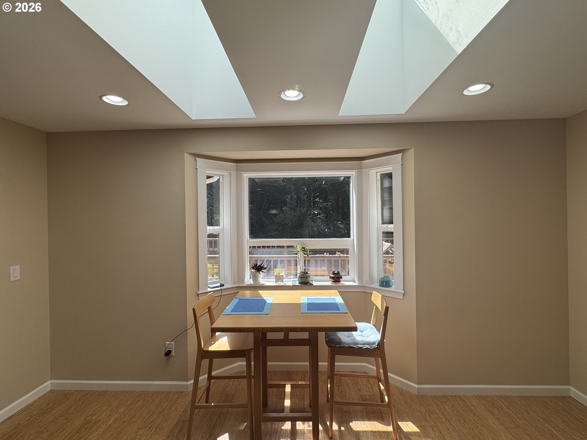83269 Clear Lake Road Florence, OR 97439 - Photo 13 of 48 Kitchen/Dining Room