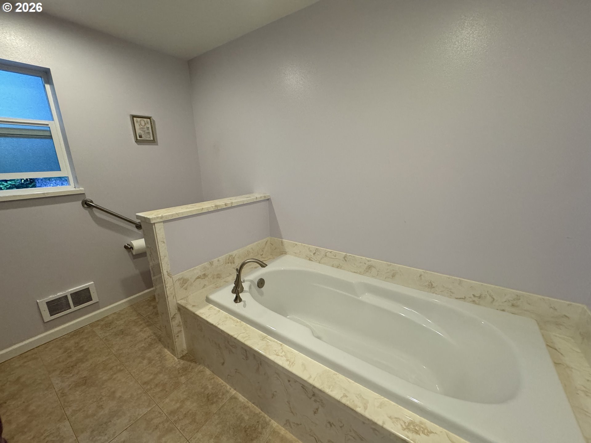 83269 Clear Lake Road Florence, OR 97439 - Photo 25 of 48 Attached Bathroom #1